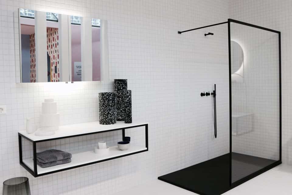 Waarop letten bij het aanschaffen van een douchewand? Met deze tips creëer je in de badkamer een oase van rust glazen douchewand schoonmaken