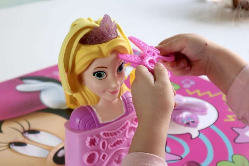 Rapunzels Kapsalon van Play-Doh